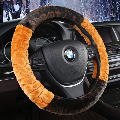 Three-dimensional non-slip steering wheel cover (3)